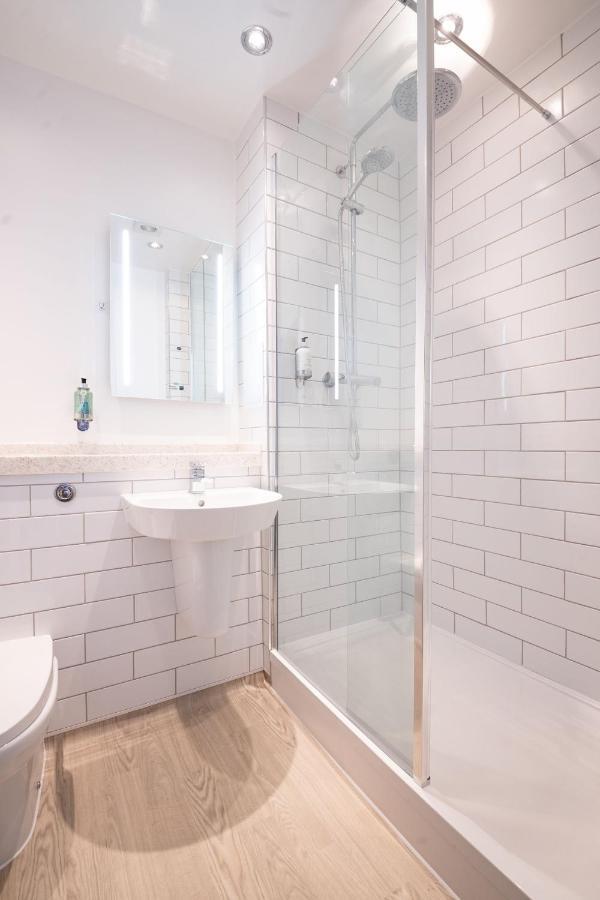 The Merlin By Innkeeper'S Collection Alderley Edge Exteriör bild